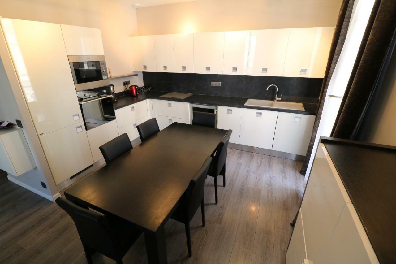 Quality 2 Bedroom 9 Mins From The Palais 342 * Cannes