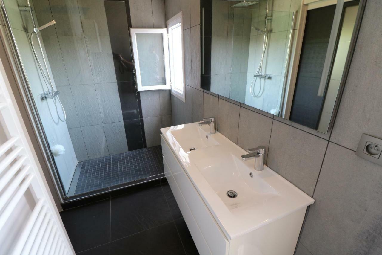 Appartement Quality 2 Bedroom 9 Mins From The Palais 342 *