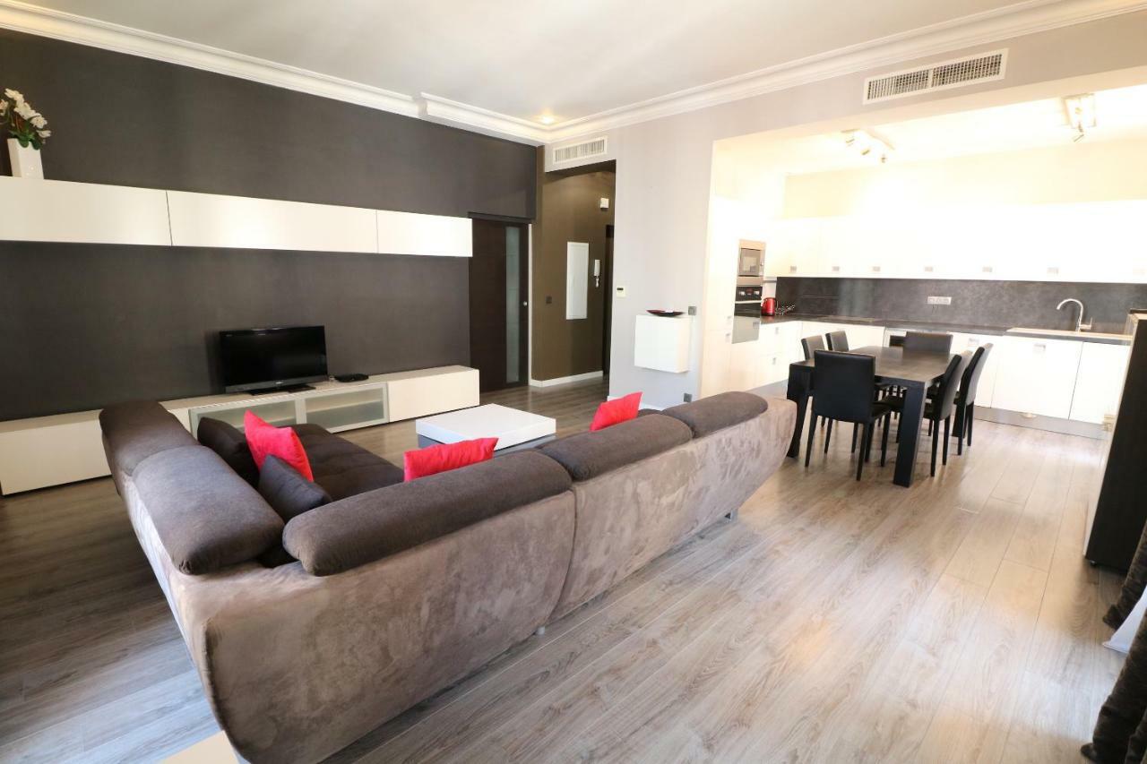 Quality 2 Bedroom 9 Mins From The Palais 342 * Cannes